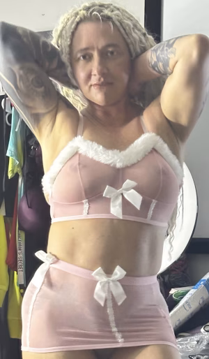 Dena Combs - Gallery Image 4