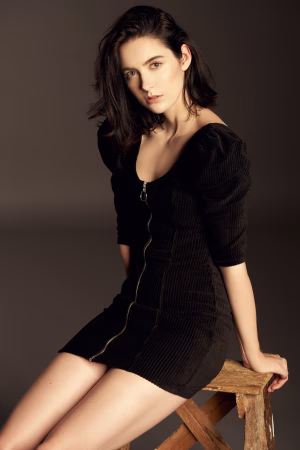 Lisa Graf - Project Casting Gallery Image 17 Lisa Graf - Gallery Image 17