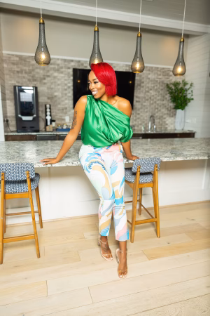 Brianna Davison - Project Casting Gallery Image 3 Brianna Davison - Gallery Image 3