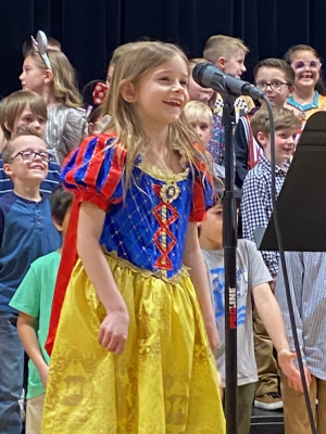 Vivianne Grau - Project Casting Gallery Image 1 Vivianne Grau - Gallery Image 1