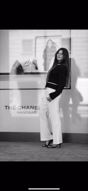 Laksmi Cameroni - Gallery Image 10