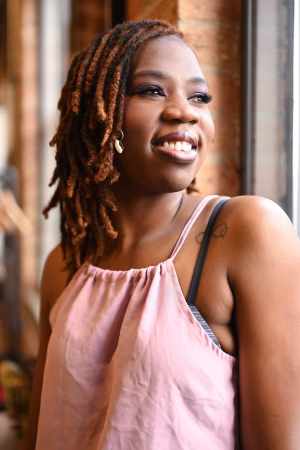 Darena Wilson - Gallery Image 6