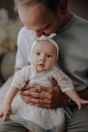 Zoey Dill - Gallery Image 9