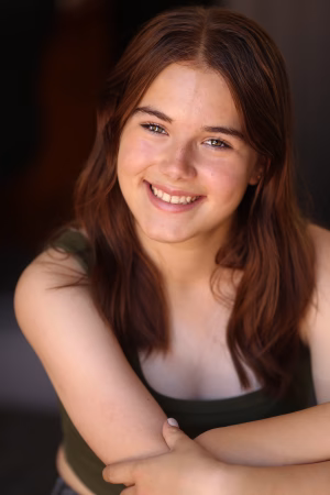 Lea Phillips - Project Casting Gallery Image 9 Lea Phillips - Gallery Image 9