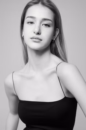 Ana Nezirovic - Gallery Image 2