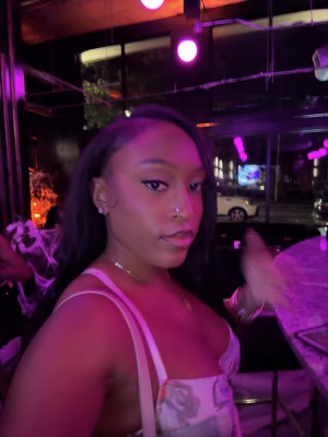 Haleemah Evans - Project Casting Gallery Image 4 Haleemah Evans - Gallery Image 4