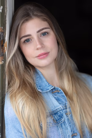 Brieana Mayne - Gallery Image 16