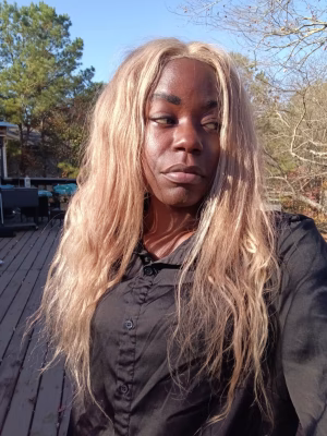 Cinthia Richardson - Gallery Image 1