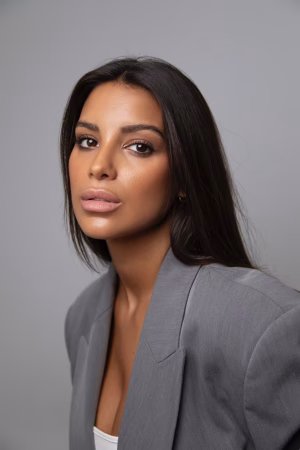 andi Plaza Martinez - Project Casting Gallery Image 4 andi Plaza Martinez - Gallery Image 4