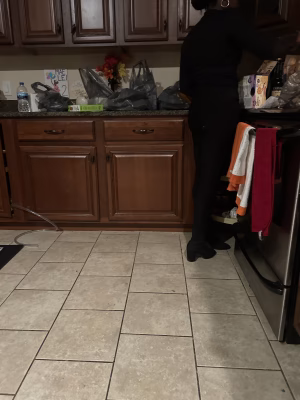 Niecy Ariel - Gallery Image 1