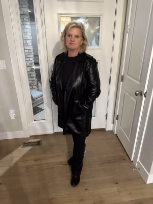 Laura Allen - Gallery Image 4