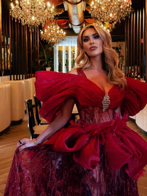 Brittany Burns - Gallery Image 13