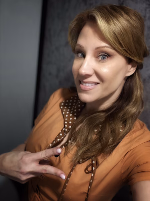 Shayna Brooks - Project Casting Gallery Image 16 Shayna Brooks - Gallery Image 16