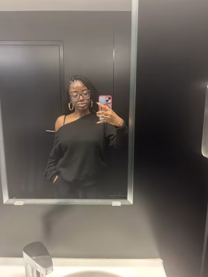 Gloriana  Kutundu-Zelo - Gallery Image 2