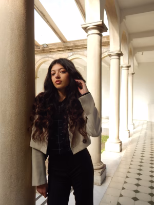 Ivanna de los Santos - Gallery Image 4