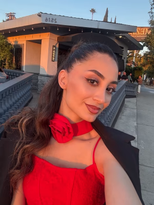 Aniuta Aslanian - Gallery Image 2