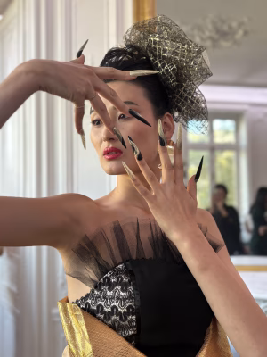 Chizu Yokoe - Gallery Image 10