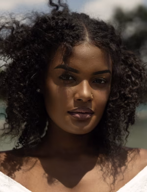 Kayla Mumford - Gallery Image 7