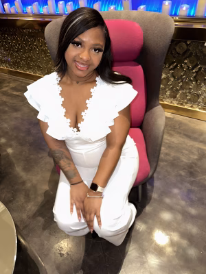 Brittnie Howard - Gallery Image 2