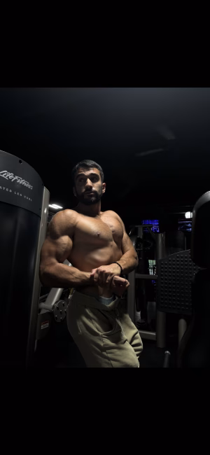 Ahmad Balaom - Gallery Image 2