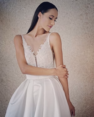 Asher  Jones - Gallery Image 2