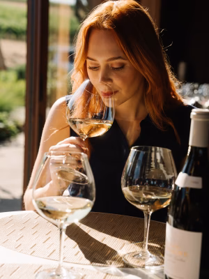 Robyn Jain - Project Casting Gallery Image 4 Robyn Jain - Gallery Image 4