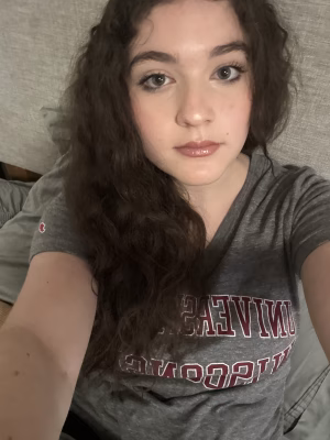 Emily Hyett - Project Casting Gallery Image 1 Emily Hyett - Gallery Image 1