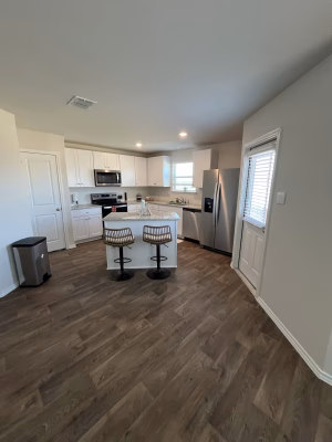 Chantel Jones - Gallery Image 6