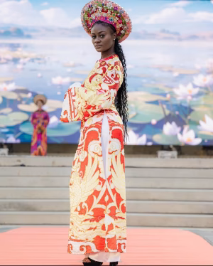 Abigail  Suedene - Gallery Image 19