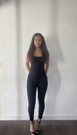 zahra harris - Gallery Image 2