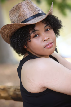 Malia Courts - Project Casting Gallery Image 5 Malia Courts - Gallery Image 5