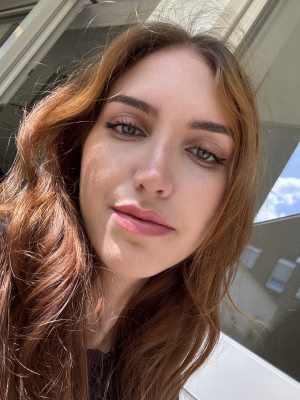 Meltem Latifi-Özen - Project Casting Gallery Image 8 Meltem Latifi-Özen - Gallery Image 8