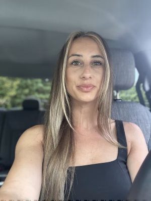 Janeen Nicole - Project Casting Gallery Image 2 Janeen Nicole - Gallery Image 2