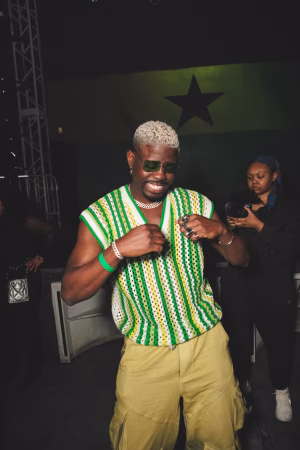 Matthew  Morris - Gallery Image 12