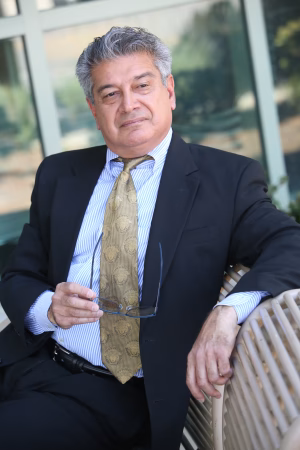 Alex Emdadi - Gallery Image 11