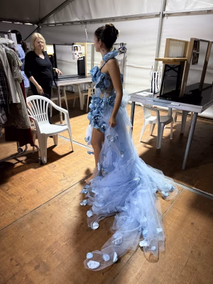 Laksmi Cameroni - Gallery Image 3