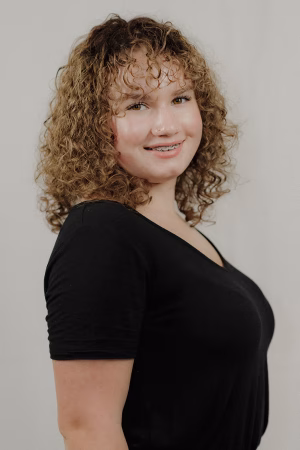 Samara Smith - Gallery Image 4