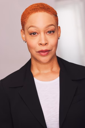 Lauren Elliott - Project Casting Gallery Image 9 Lauren Elliott - Gallery Image 9