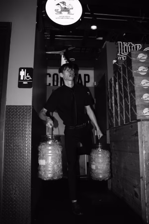 Jacob Zoladz - Gallery Image 3