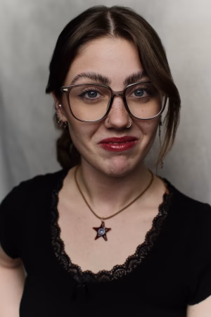 Jasmine Tayloe - Gallery Image 1