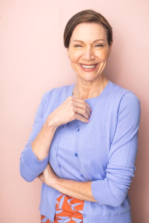 Nadia Delshad - Gallery Image 9