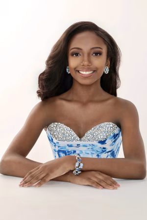 Amelia Anderson - Gallery Image 11