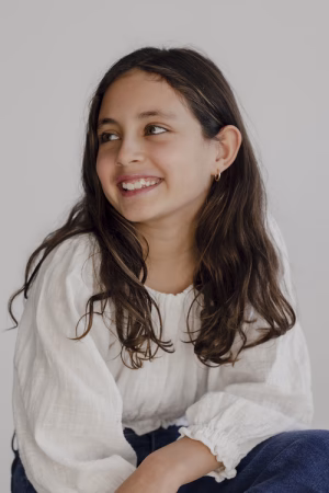 Vivienne  Chung - Gallery Image 2