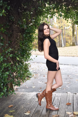 Emma Bayonas - Project Casting Gallery Image 3 Emma Bayonas - Gallery Image 3