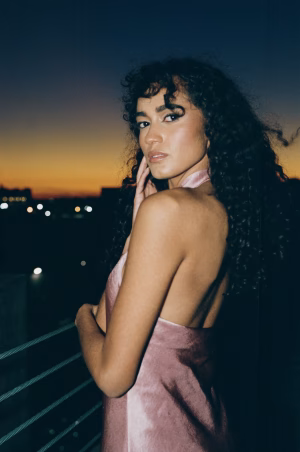 Lindsay Richardson - Gallery Image 9