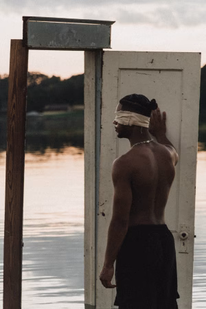 Elijah Mitchell - Gallery Image 5