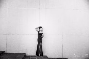 Liré Viviers - Gallery Image 1