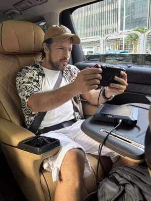 Andrew Dasz - Gallery Image 15