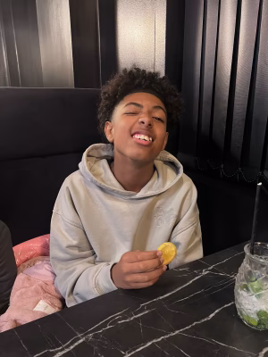 Kieahno Cassisi-weekes - Gallery Image 3