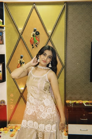 Trisha Randive - Gallery Image 4